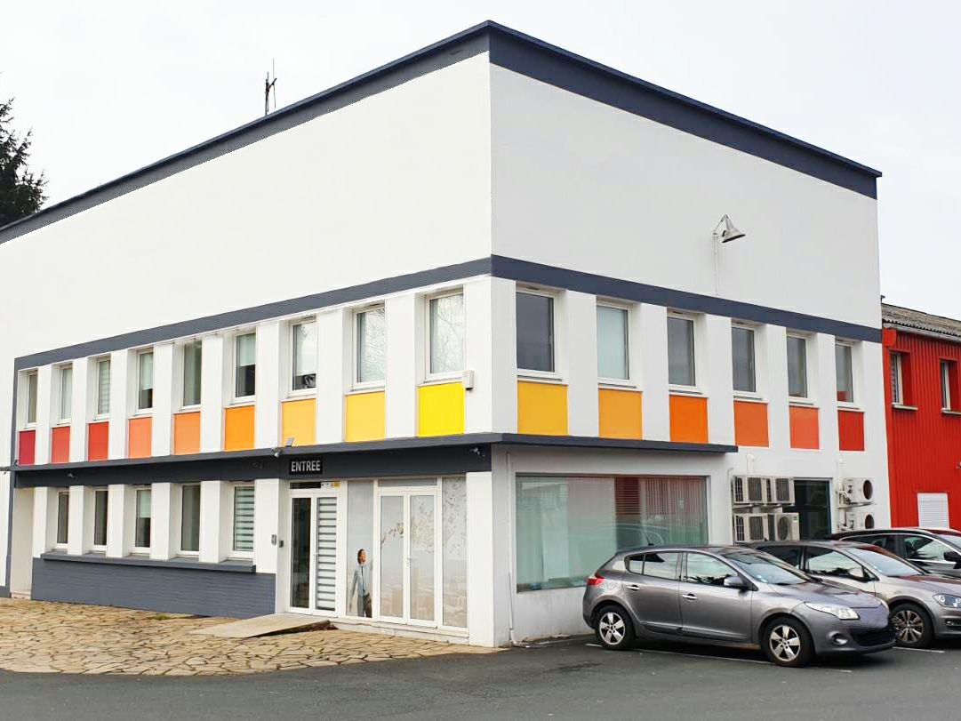 500 m² pour ce bureaux en location à Saint-sébastien-sur-loire