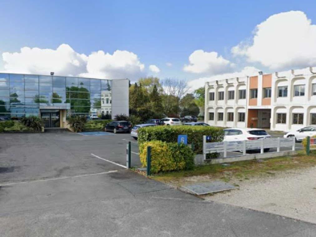 A proximité de la rocade sortie 9 à Mérignac, RCG