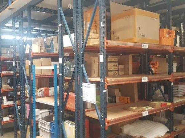 À Mérignac, dans la zone industrielle du Phare, à