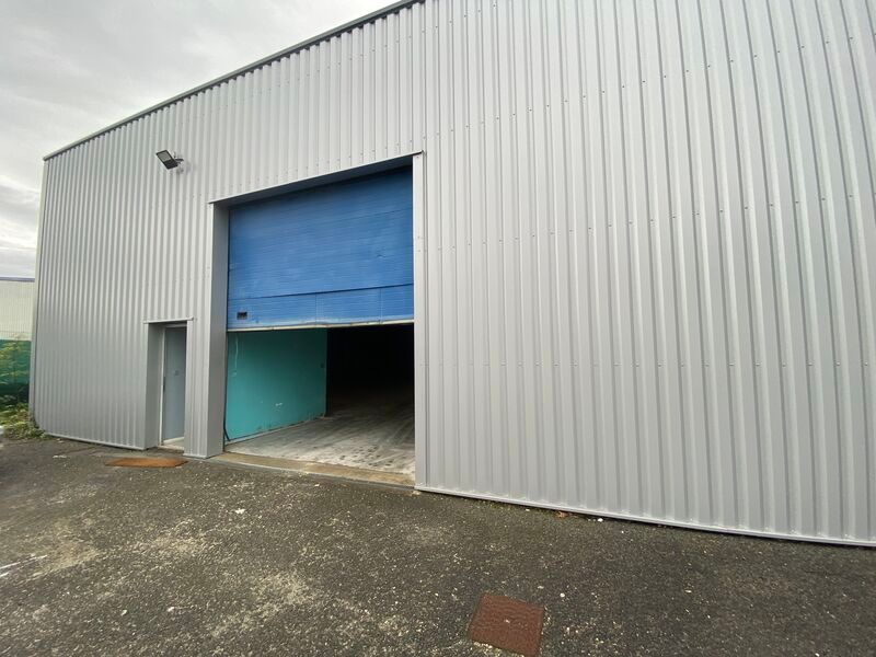 Au sein de la Zone d'Activité Betailhe à Artigues