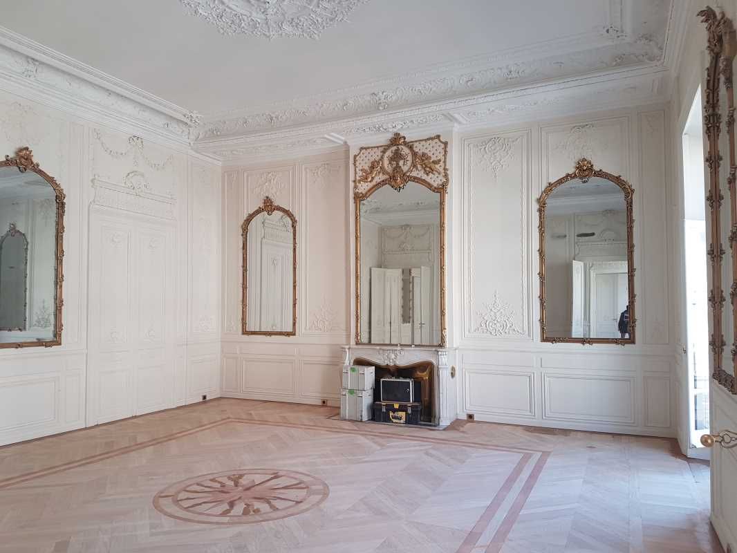 Triangle d'Or, adresse Prime Cours de l'Intendanc