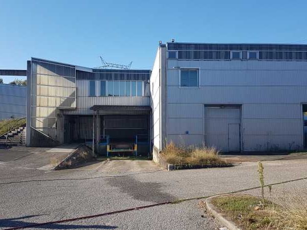 A Carbon-Blanc, à proximité de l'autoroute A10 so