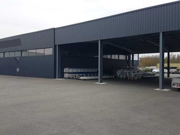 A Saint-Denis-de-Pile, à proximité de l'A89, au s