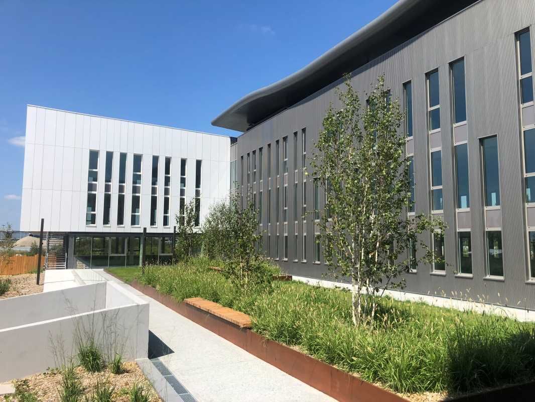 RCG vous propose à la vente et à la location au s