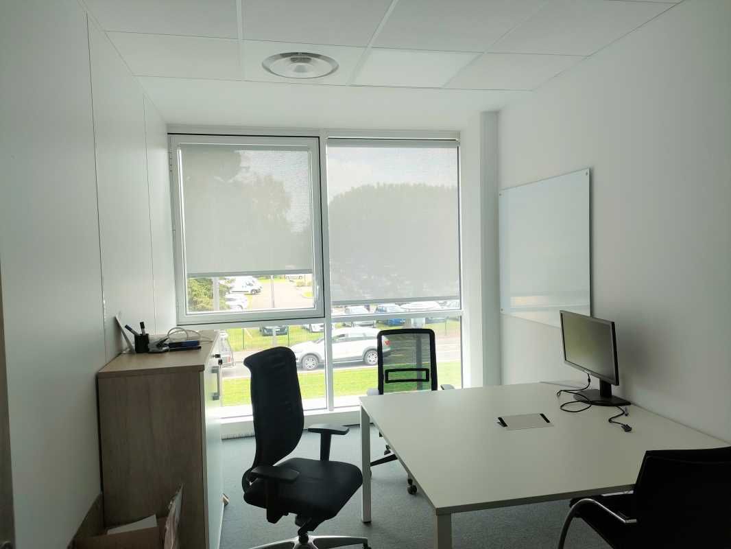 En face du Leclerc du Bouscat et au pied de la st