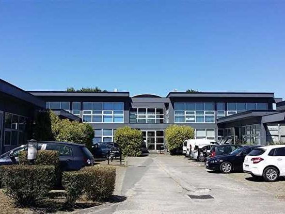 Au sein du parc tertiaire Masterclub en bordure d