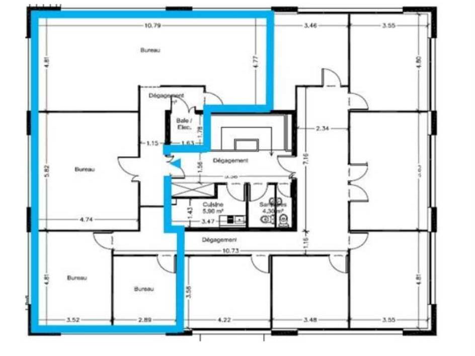 Au coeur d'un ensemble immobilier de 3000 m² de b