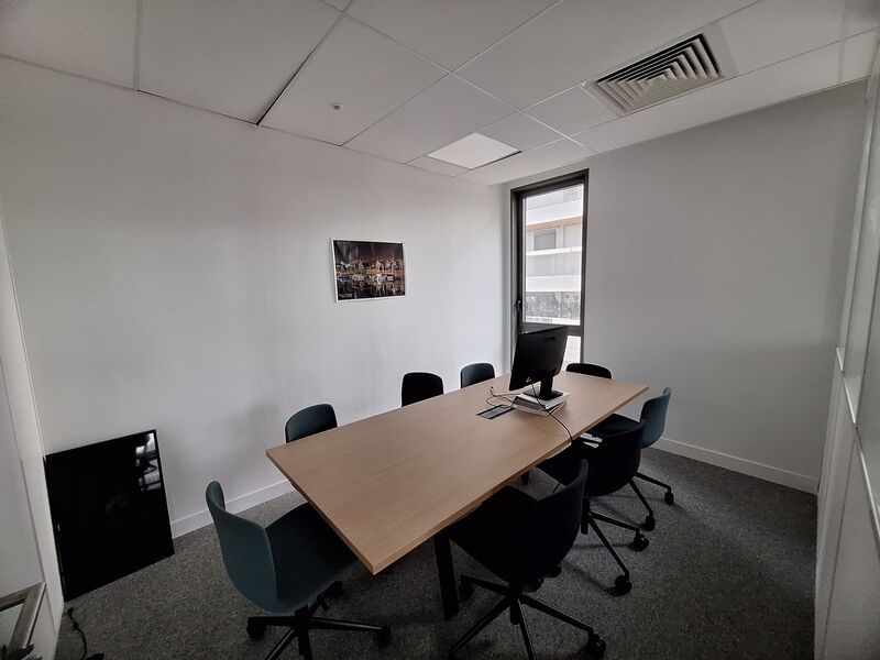 Au pied du tram C/D "Carle Vernet" à 2 stations d