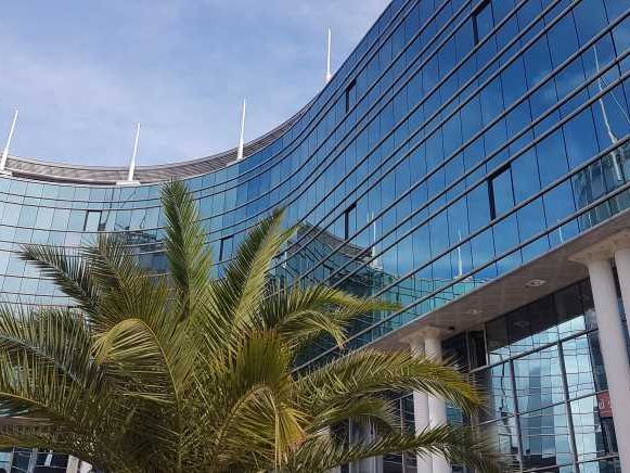 Au coeur des Chartrons et donnant sur les quais d