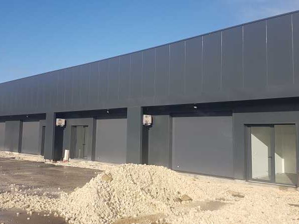 Sur la Rive Droite, au sein de la Zone d'activité