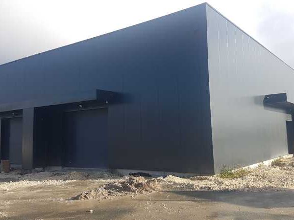 Sur la Rive Droite, au sein de la Zone d'activité