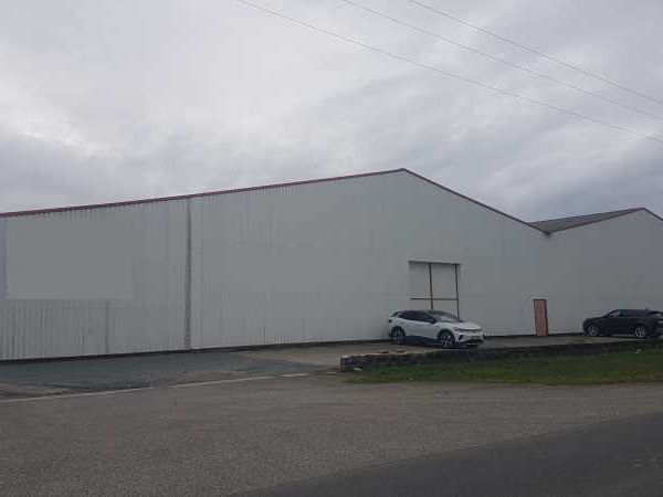 A proximité de l'A62 et de la N10 à BOE, RCG vous