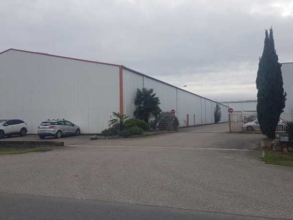 A proximité de l'A62 et de la N10 à BOE, RCG vous