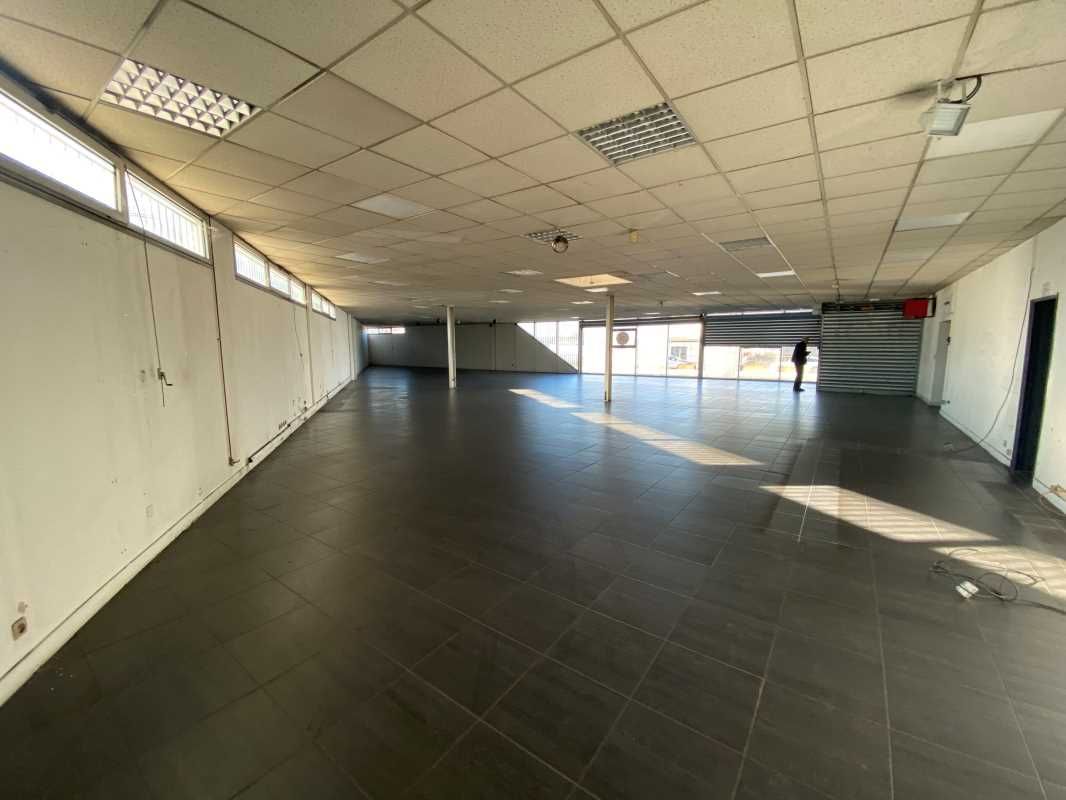 Situé à proximité de la rocade sortie 9 à Eysines