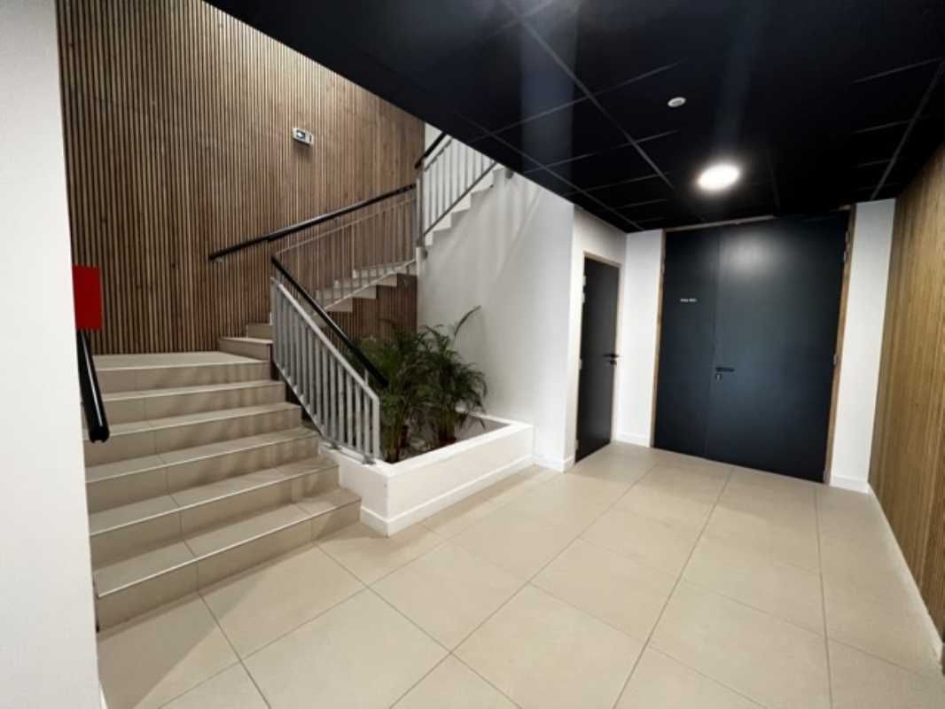 Au sein du site Europarc, situé à 3 min à pied du