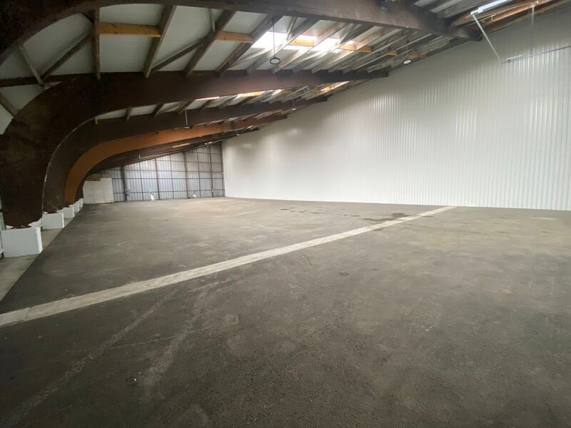 Au sein de la ZI des deux Esteys à Bassens, RCG v