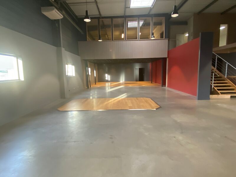 A proximité de la rocade sortie 10 à Mérignac, RC