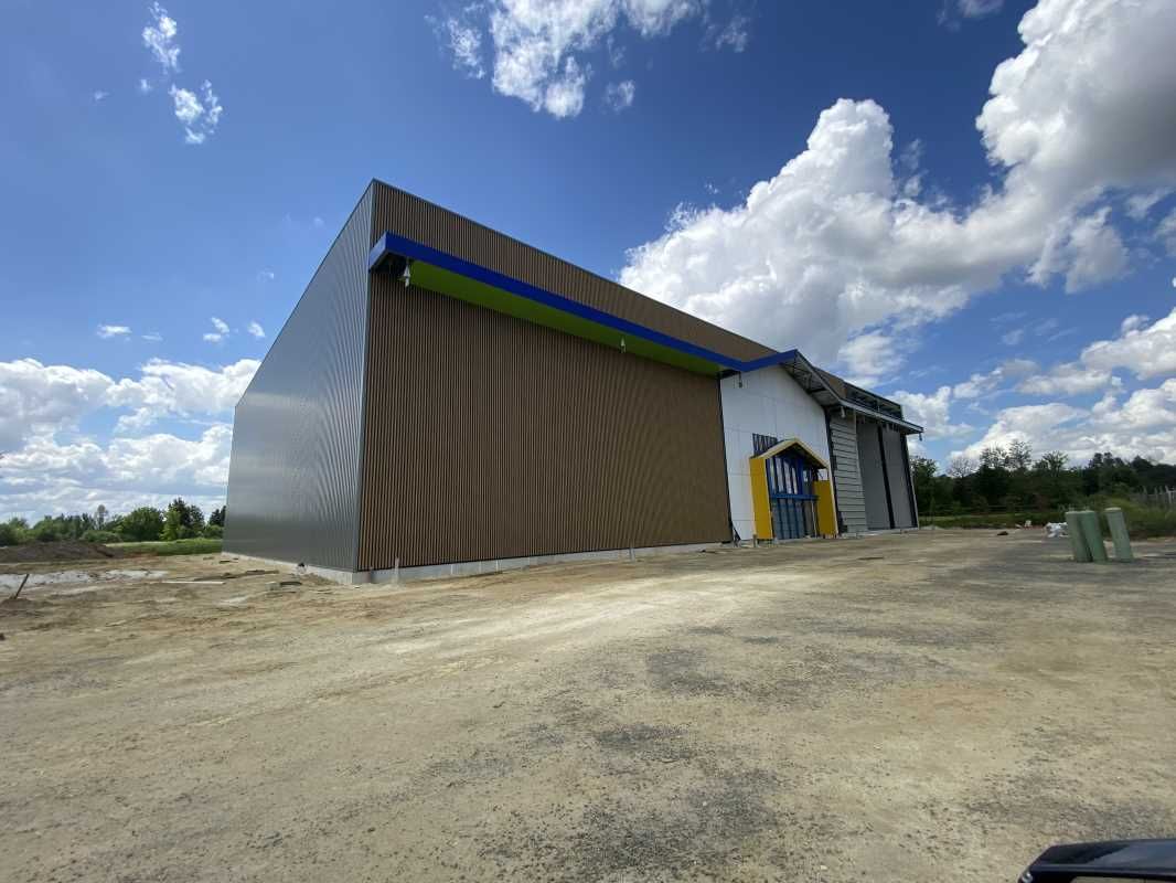 A proximité de l'A10, RCG vous propose à la locat