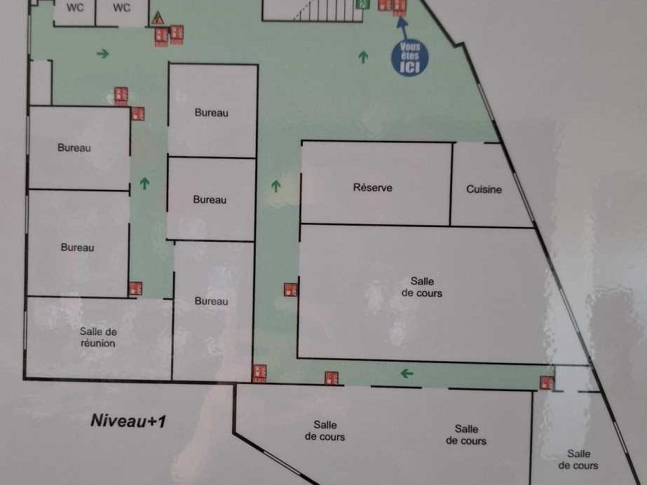 Location bureaux 300 m² non divisibles