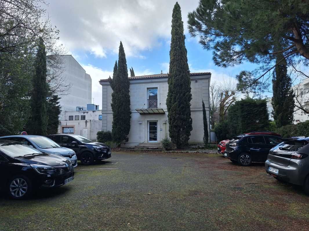 A Bordeaux Caudéran, RCG vous propose à la vente 