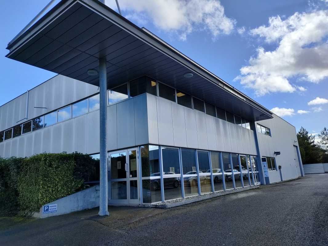 Dans la Zone d'Activités des Mondaults à Floirac,