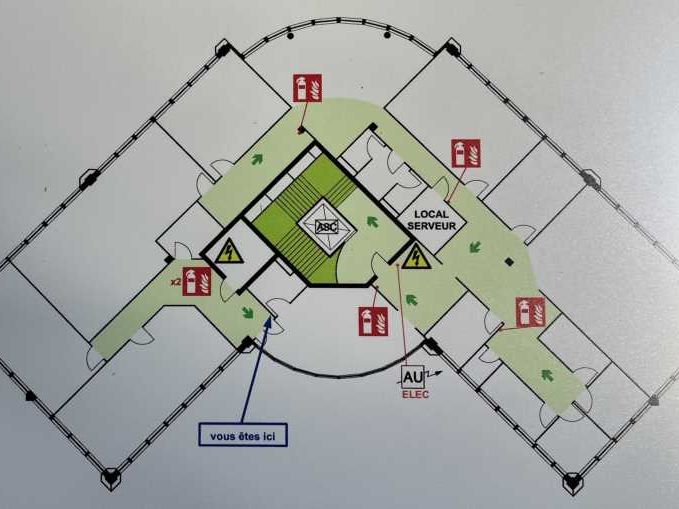 Location bureaux 648 m² divisibles à partir de 223 m²