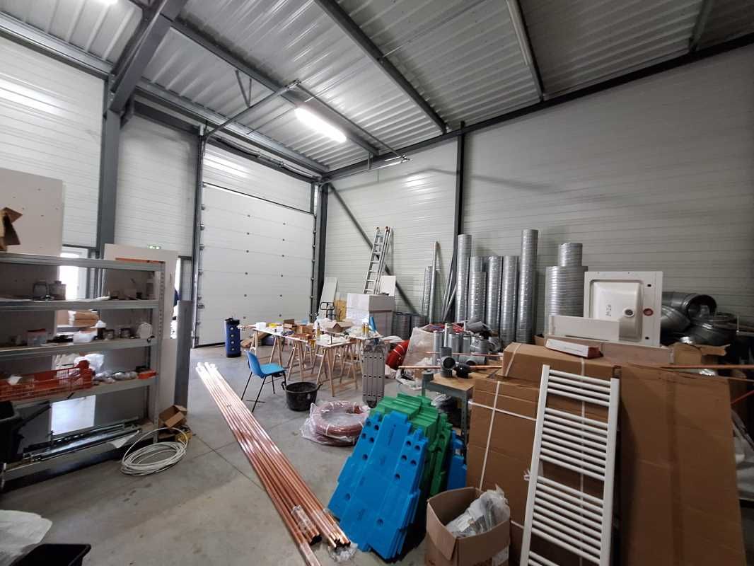 Au sein de la ZA e-parc à Bruges , à proximité de