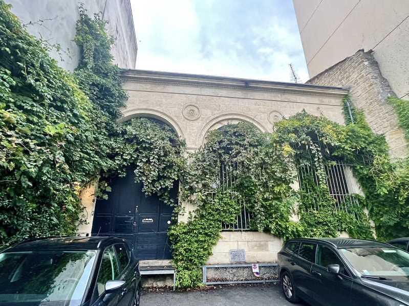 A proximité immédiate du Tram, RCG vous propose à