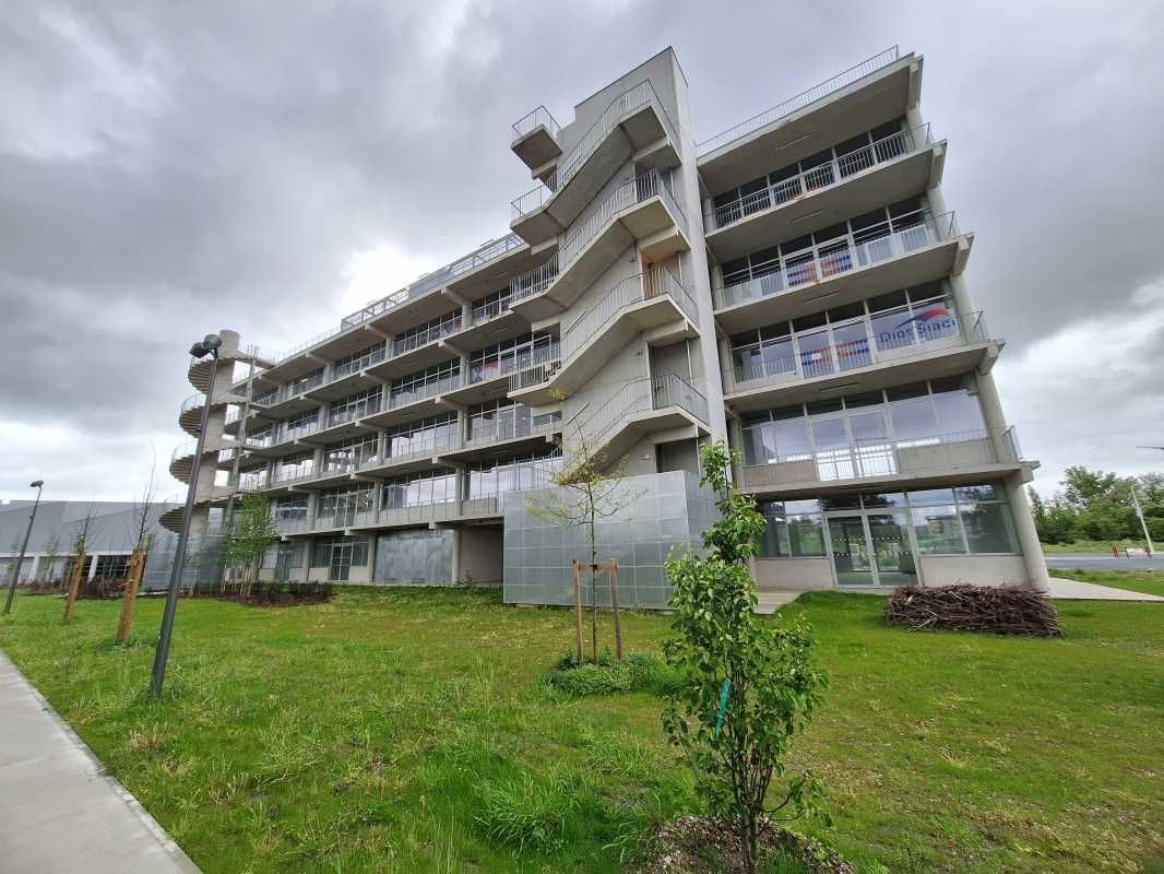 En bord de Garonne, au sein du parc arboré du Dom