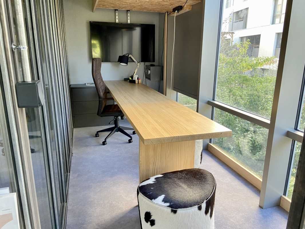 A 650m à pieds de la Gare St Jean,  au sein d'un 