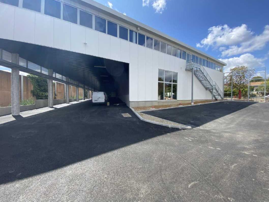 A l'entrée de la ville de Carbon Blanc et de l'A1