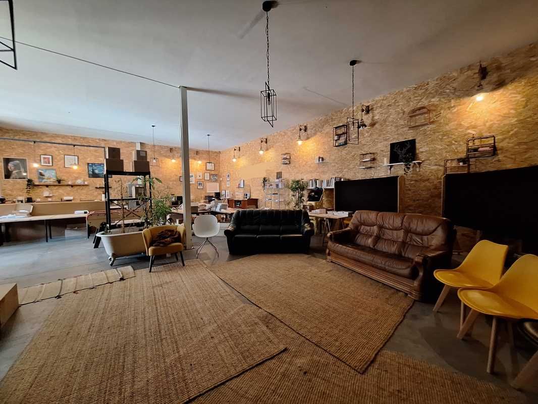 En Zone Franche Urbaine, au sein d'un parc d'acti