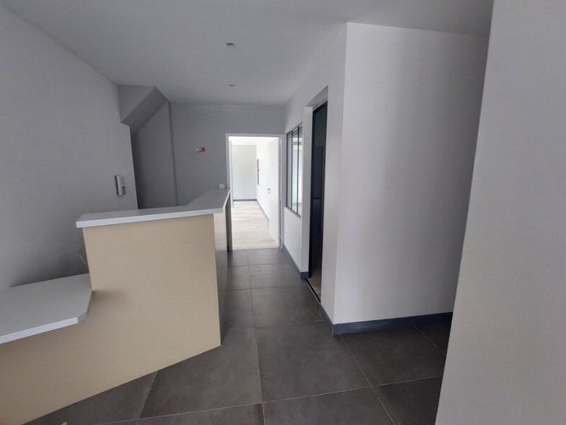 Au sein du quartier Bordeaux Maritime, dans un im