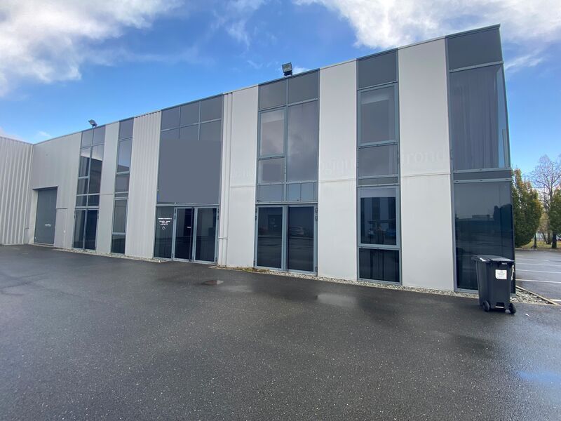 Au sein de la Z.A. Bersol à Gradignan, RCG vous p