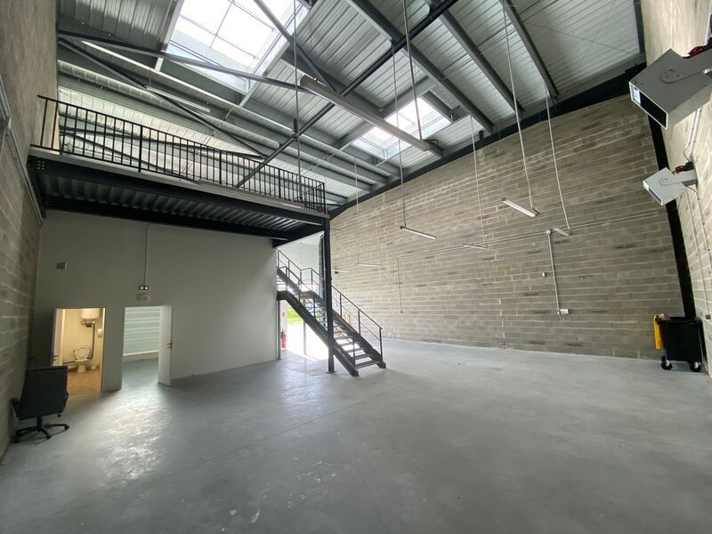 A BEYCHAC-ET-CAILLAU, au sein du Parc d'Activités