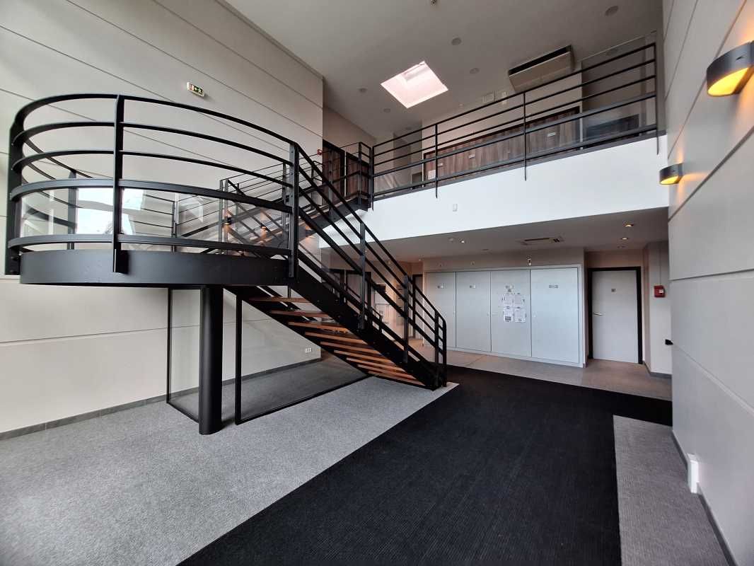 Au sein du Parc Ariane à Mérignac à proximité imm