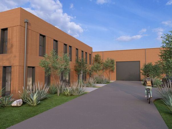 Au centre de la ville de Lacanau, RCG vous propos