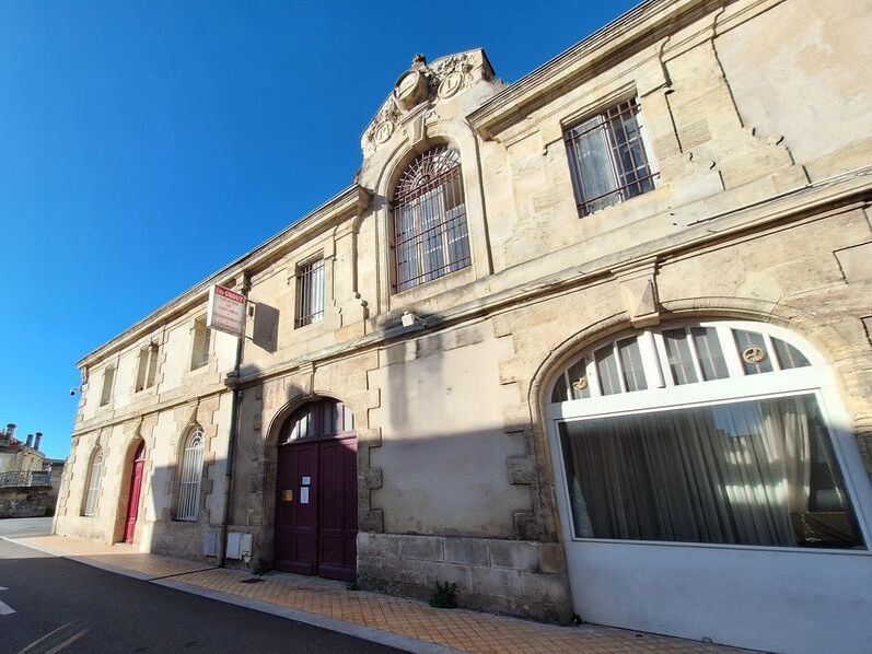 Immeuble à réhabiliter de 2 160 m² sur une parcel