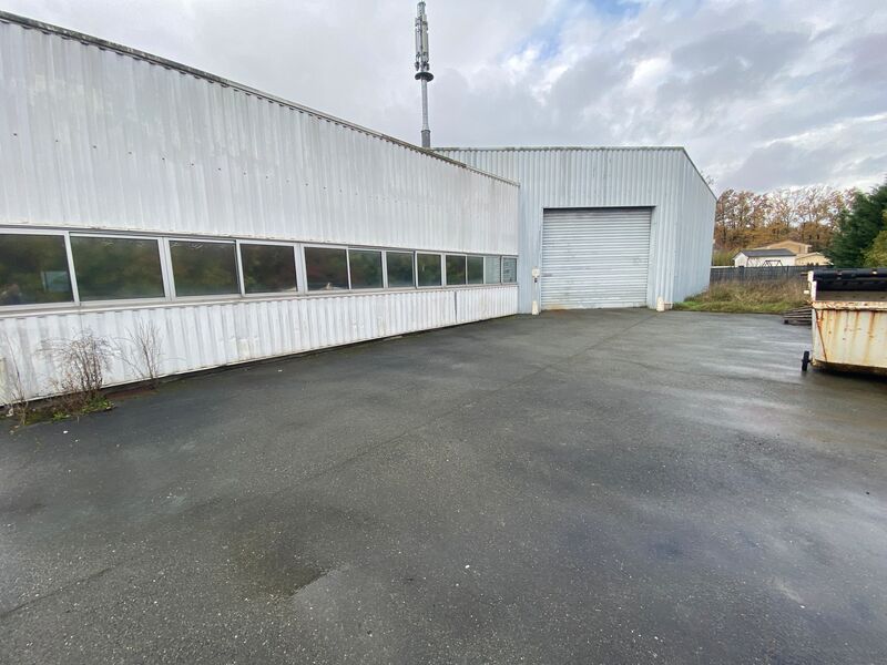 Au sein de la Z.I. de la Mouline à Carbon-Blanc, 