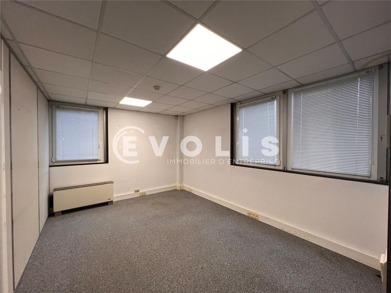 Dans la commune de Mérignac, à proximité de la ro