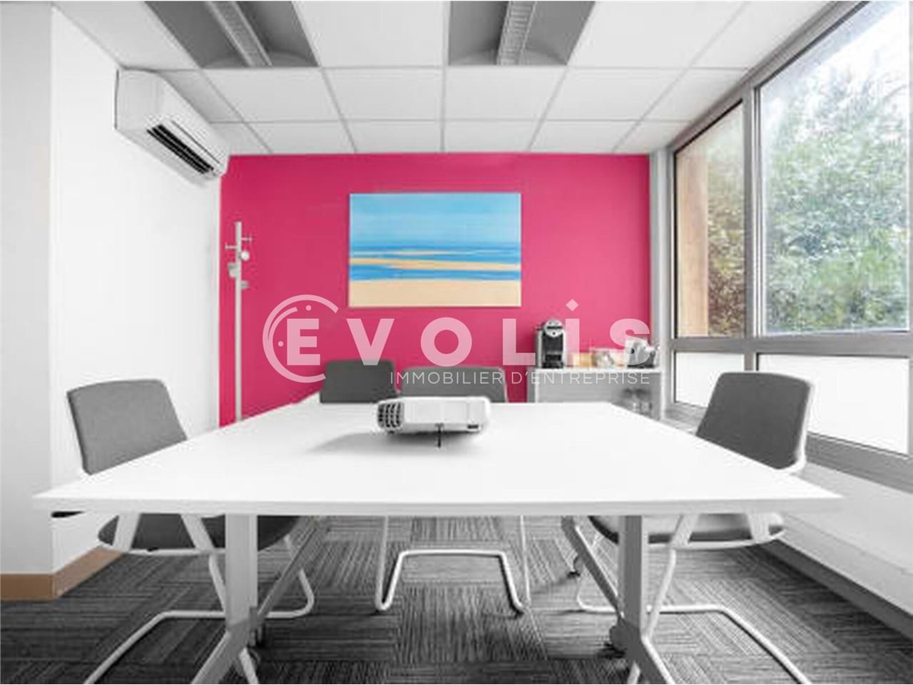 Au Bouscat près de la barrière du Medoc, à proxim