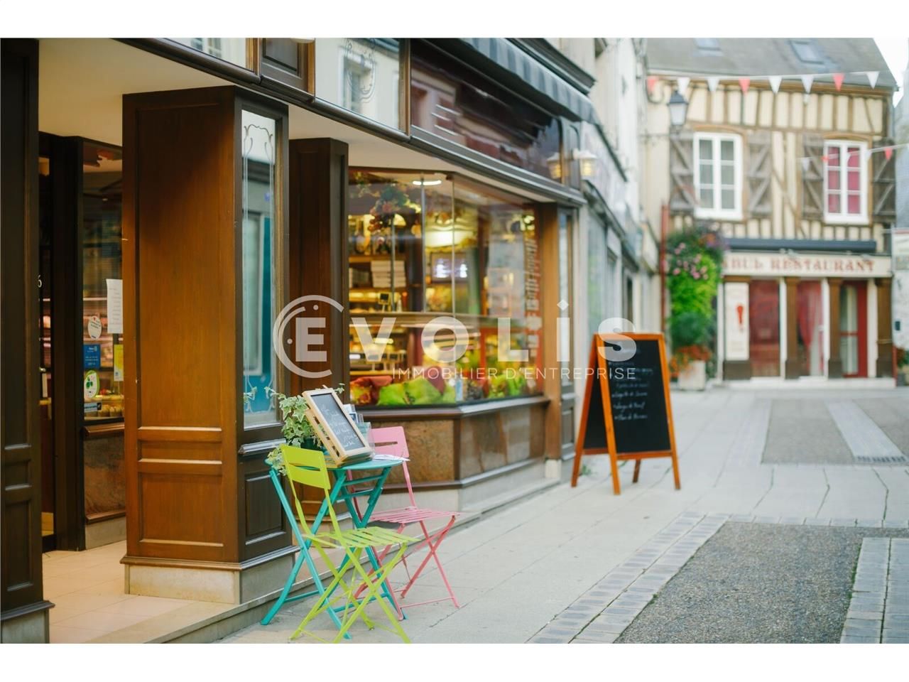 Au coeur du quartier Saint Pierre à Bordeaux, EVO