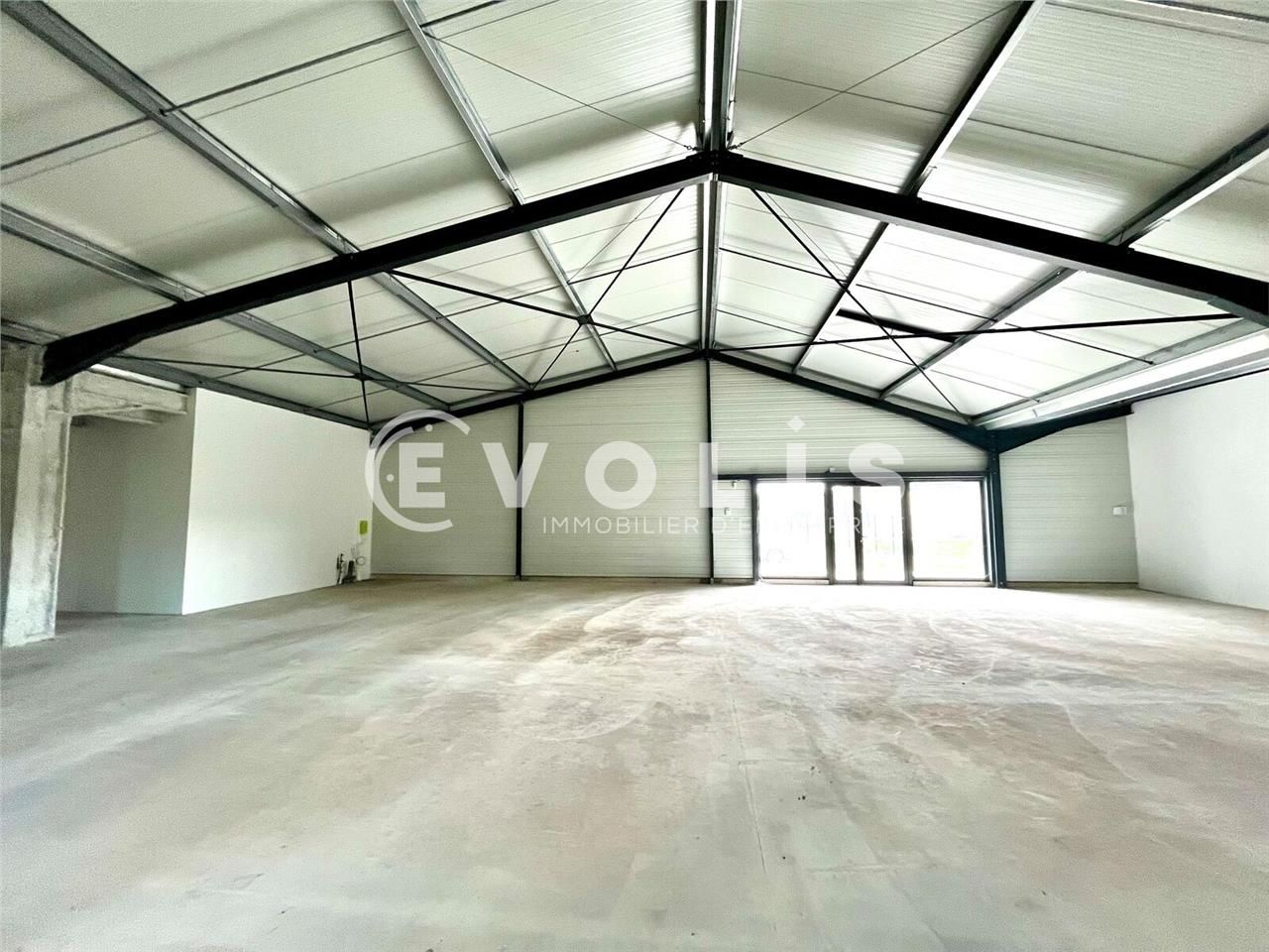 Sur la commune d'Audenge, au sein de parc d'activ