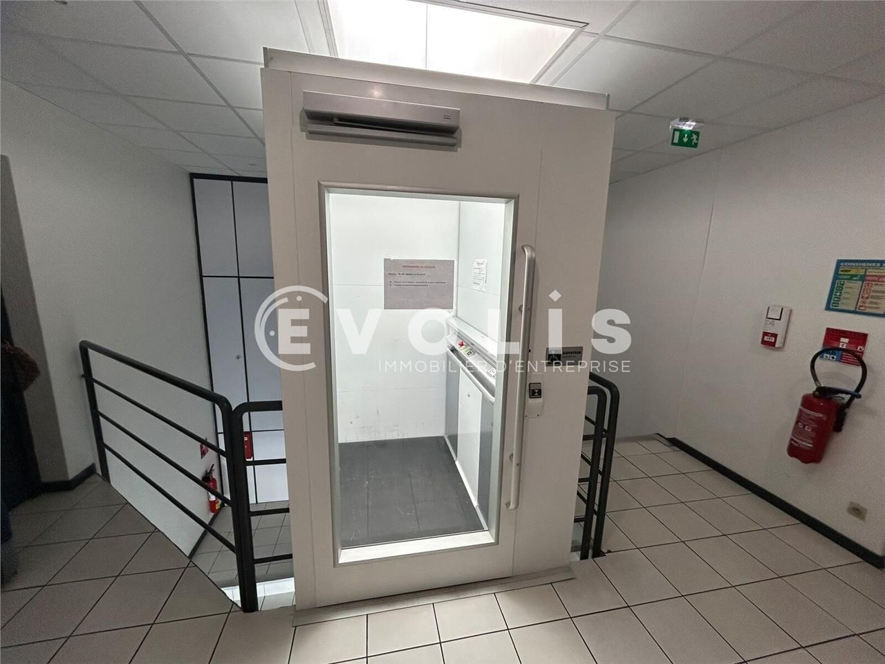 Nous vous proposons à la location un espace de bu