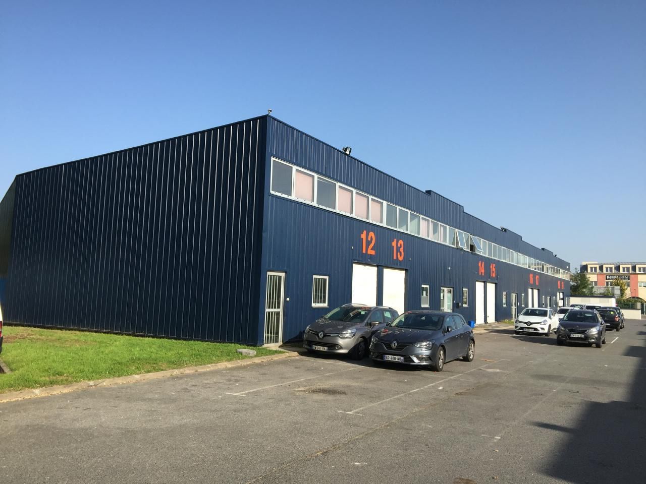 Location PME-PMI 1116 m² divisibles 91380 Chilly mazarin