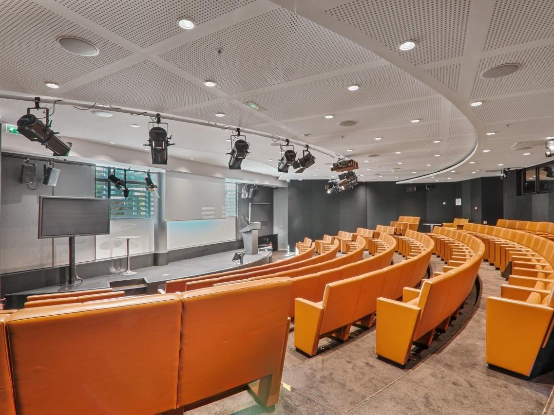 4816 m² pour ce bureaux en location à Rueil-malmaison