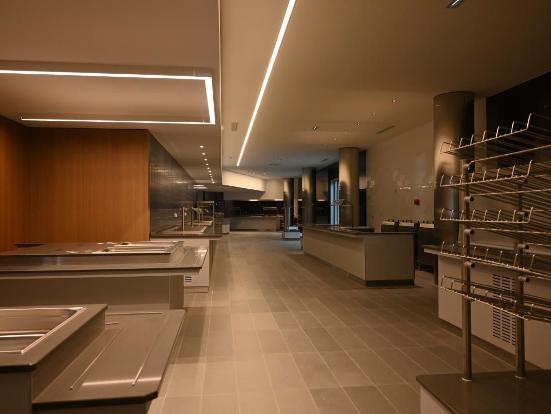 8824.44 m² pour ce bureaux en location à Rueil-malmaison