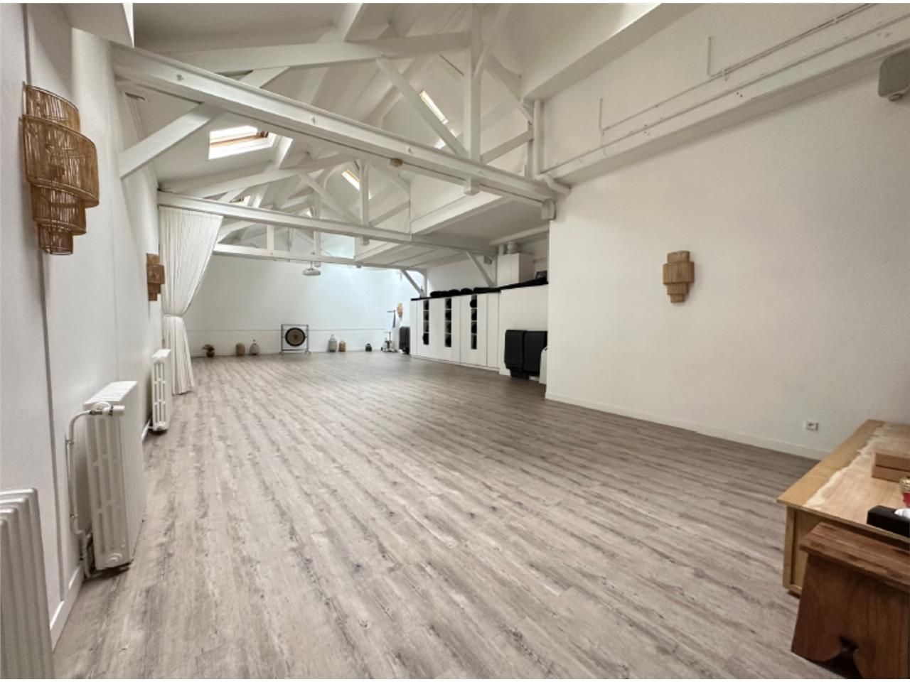 Cuhsman & Wakefield vous propose une surface de 3