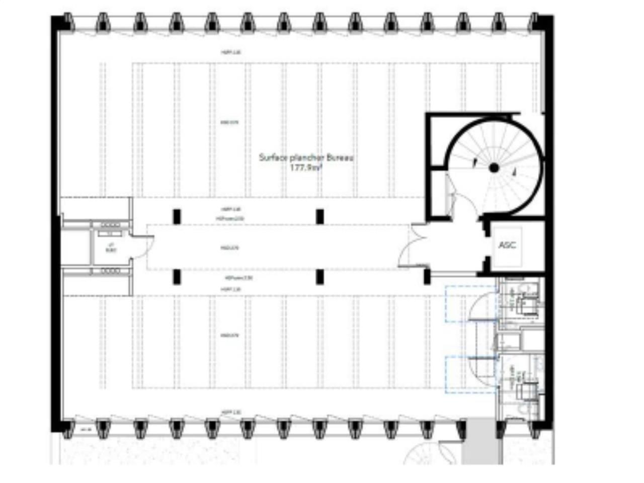 Situé au 28-28 bis rue du Docteur Finlay, dans le