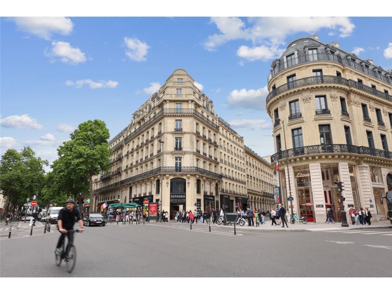 Cushman & Wakefield vous propose des bureaux d'ex